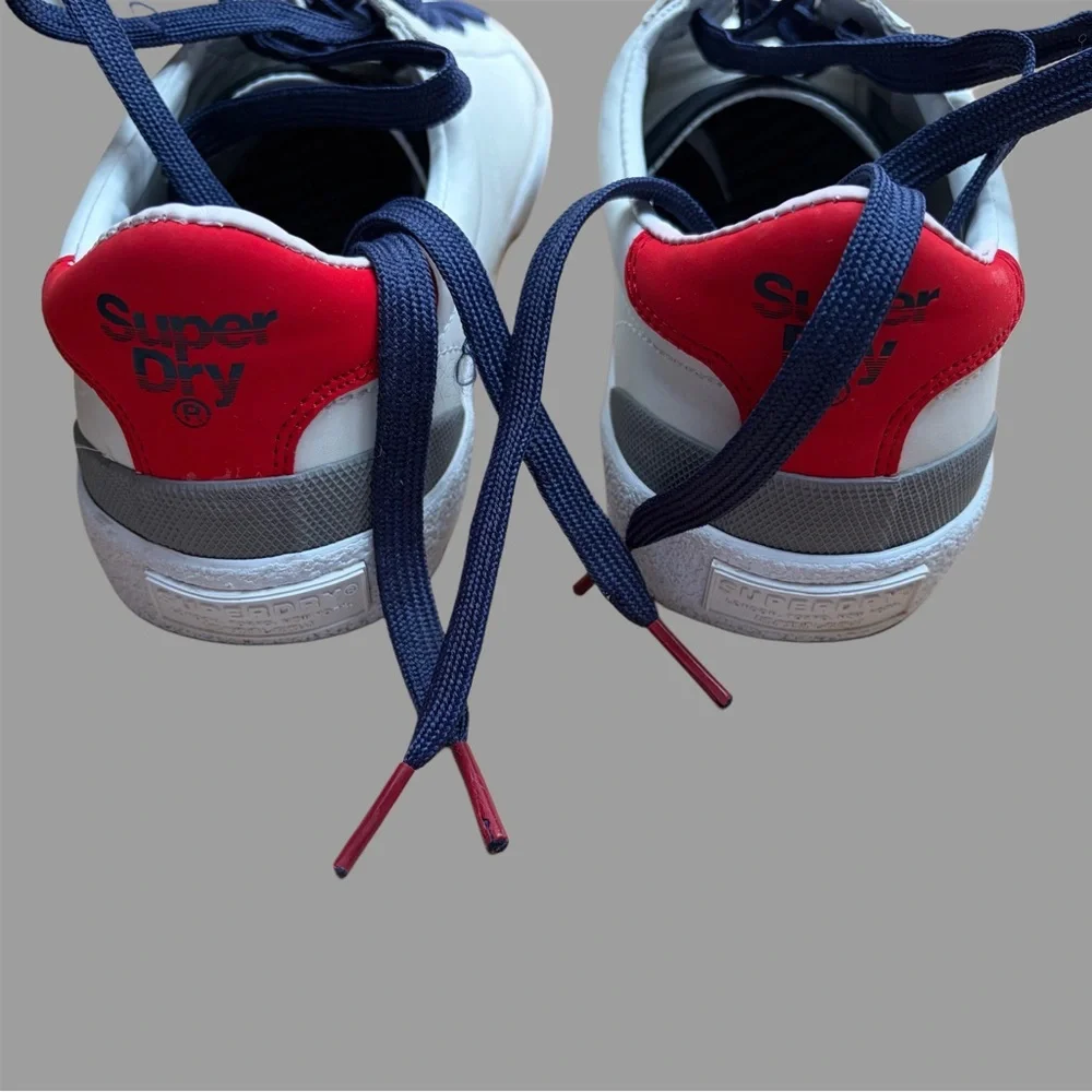 Superdry Vintage Court Trainers in White and‎ Navy
